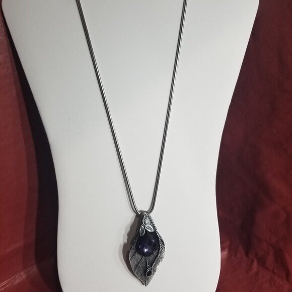 Swarovski Crystal Maple Leaf BroochNecklace-Purple - Picture 1 of 8